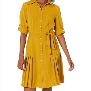women’s plus size button up dress in yellow